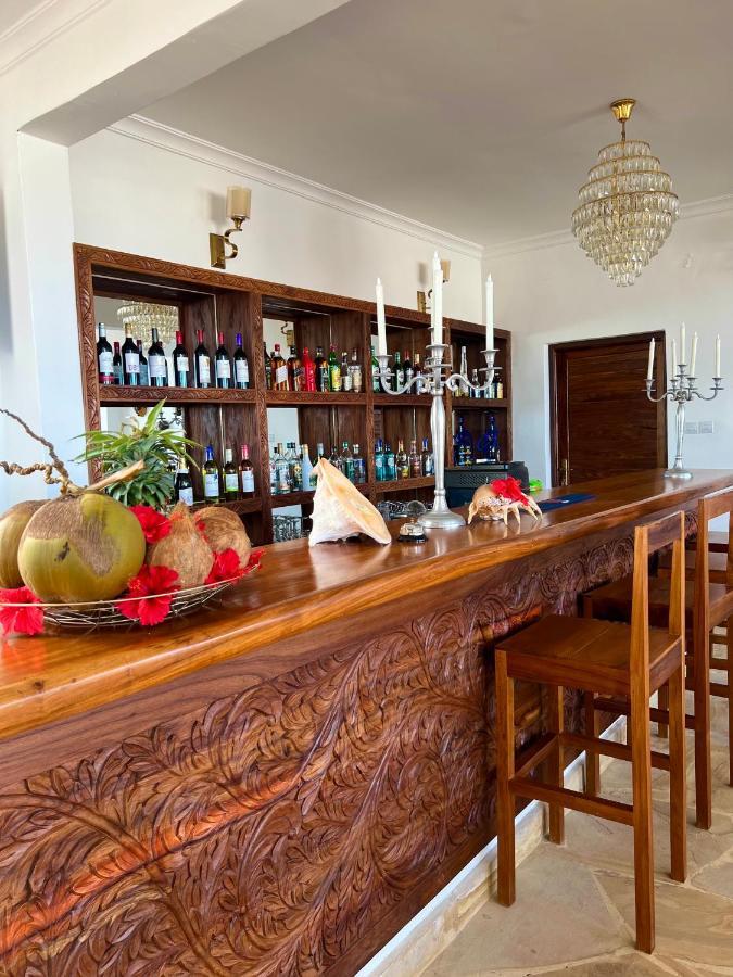 פונגווי Karibu Beach Resort מראה חיצוני תמונה
