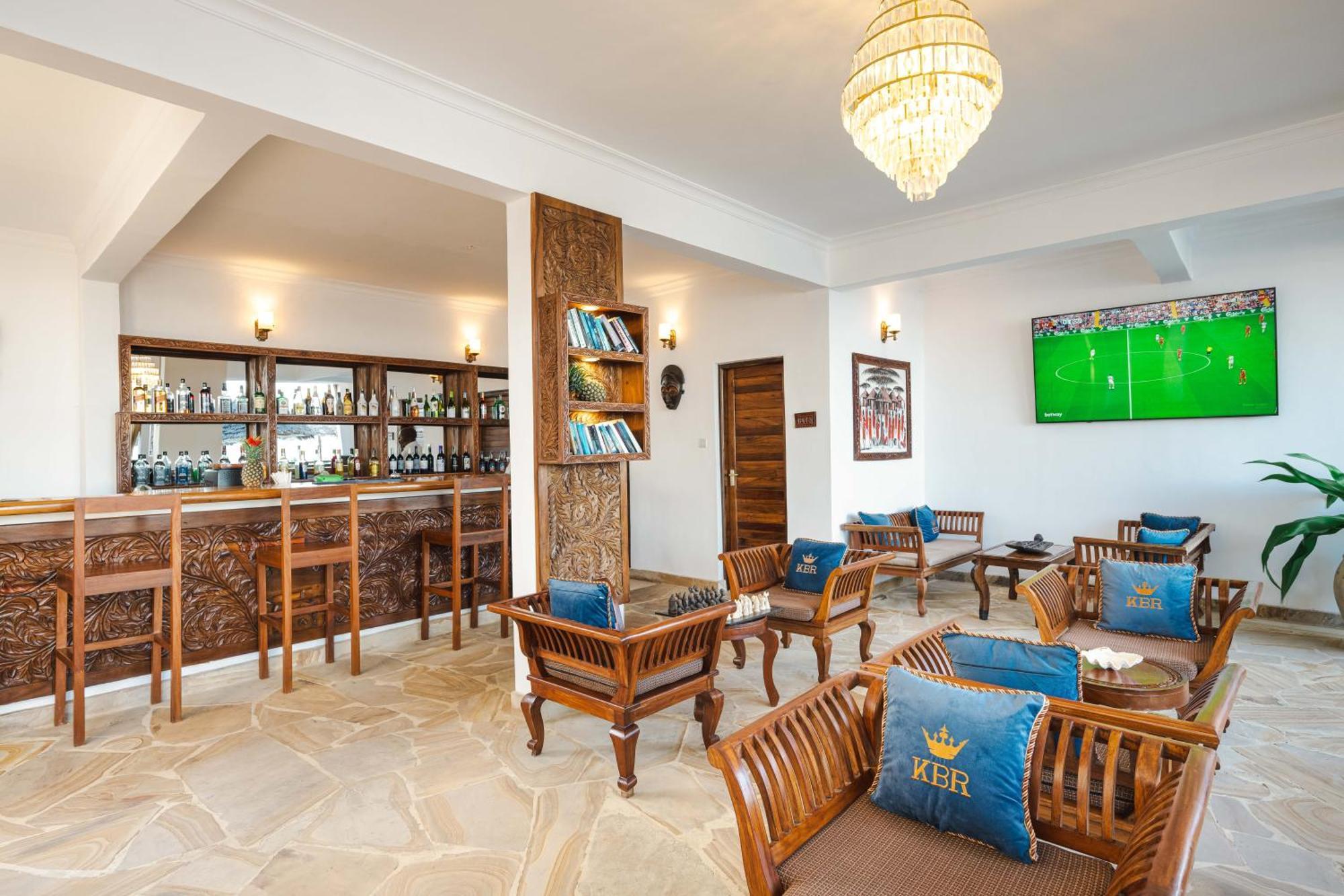 פונגווי Karibu Beach Resort מראה חיצוני תמונה